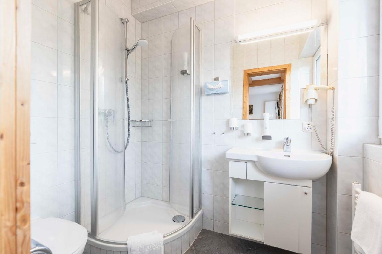 Hotel Bellevue Бад Виезее Екстериор снимка